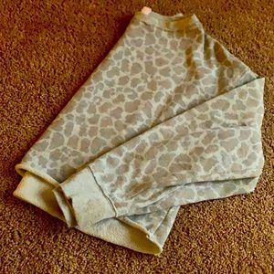 Loungewear crop cute cheetah sweatshirt